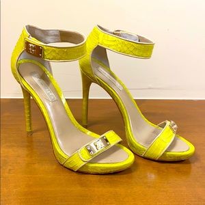 Worn ONCE BCBG lime green pumps- gorgeous! 7.5